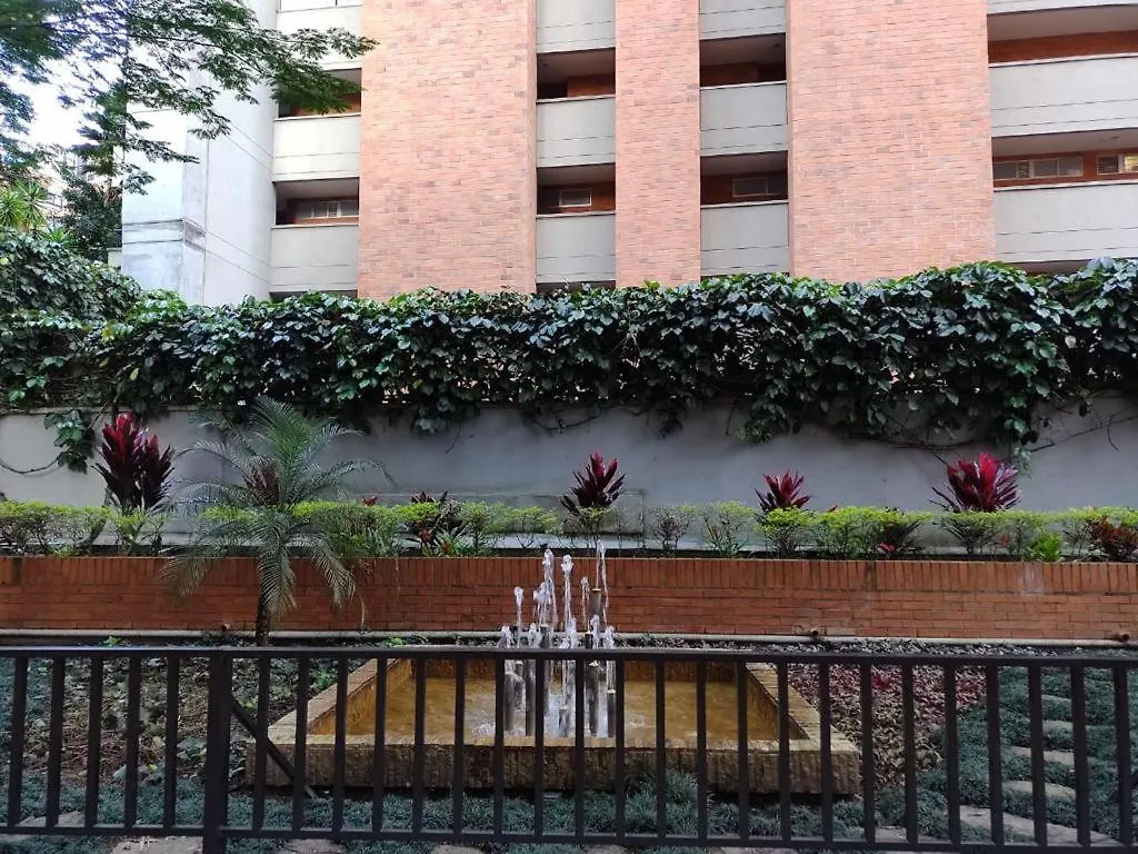 Apartamento Gauss Poblado, Medellin 아파트